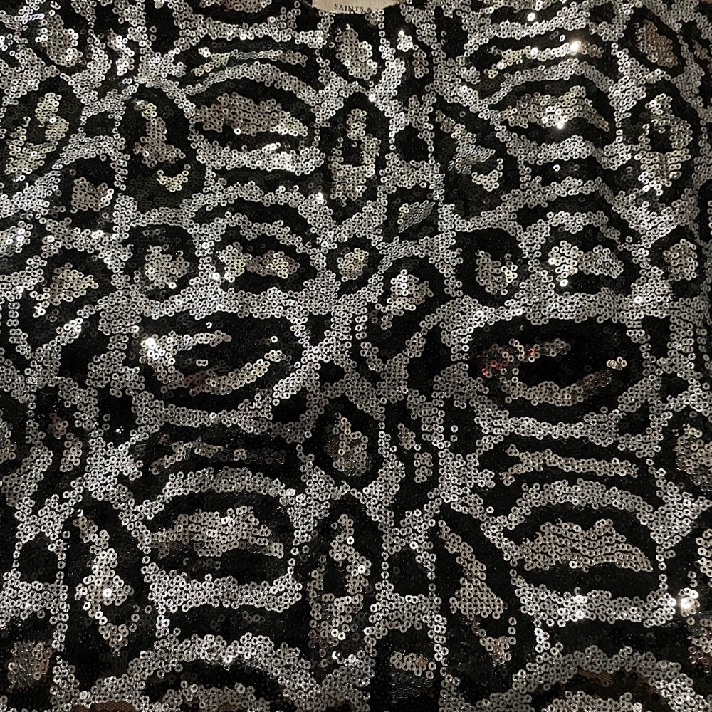 NWT Saints&Hearts Black and Silver Sequin Tank Top Sz L - Picture 4 of 6